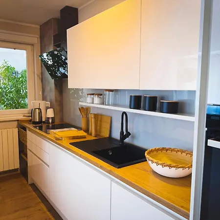 Apartamento Modern And Elegant In A Quiet Part Of
