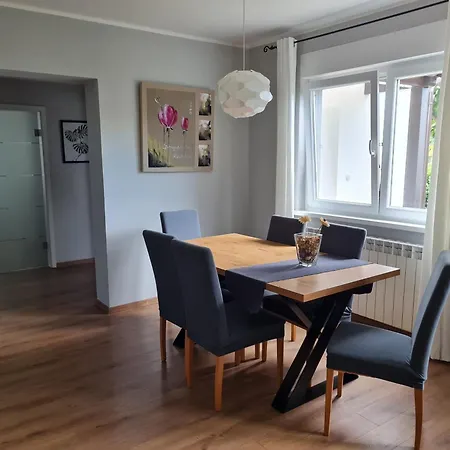 Apartment Modern And Elegant In A Quiet Part Of *
