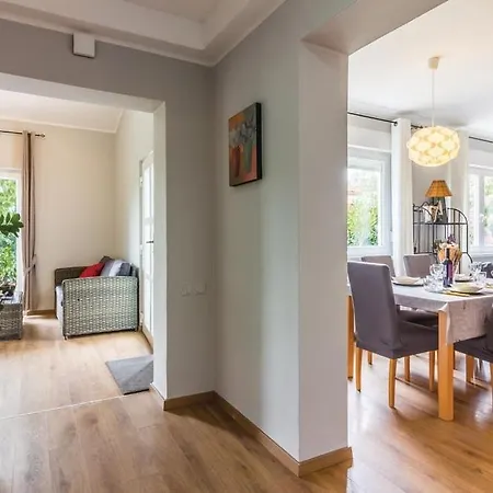 Apartment Modern And Elegant In A Quiet Part Of Pula